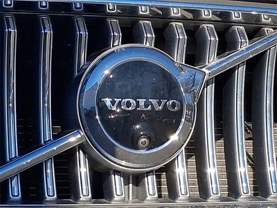 2024 Volvo XC90 Plus Bright Theme