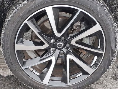 2024 Volvo XC90 Plus Bright Theme