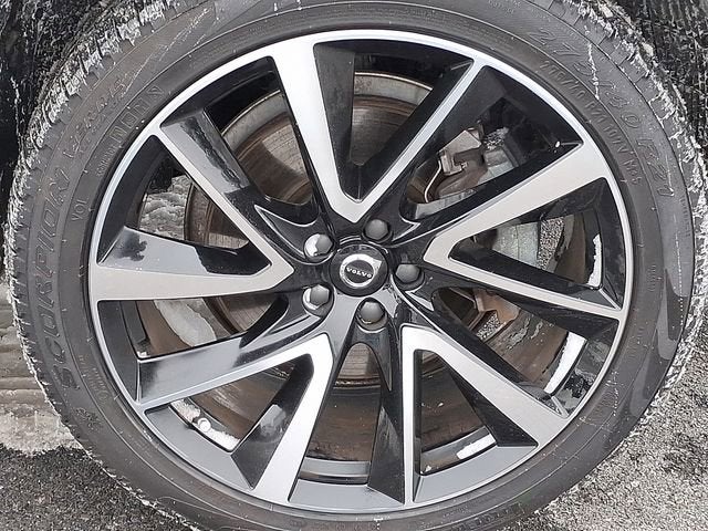 2024 Volvo XC90 Plus Bright Theme