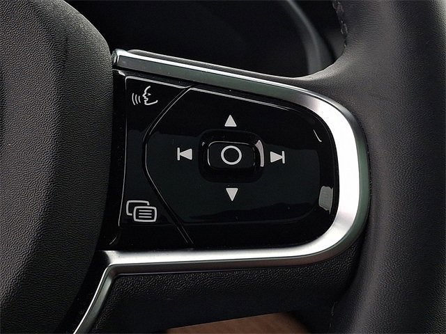 2024 Volvo XC90 Plus Bright Theme