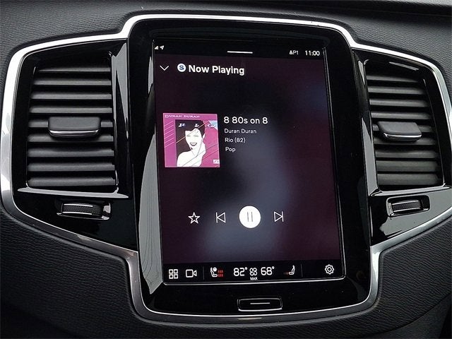 2024 Volvo XC90 Plus Bright Theme