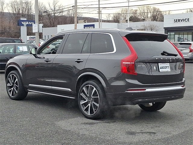 2024 Volvo XC90 Plus Bright Theme