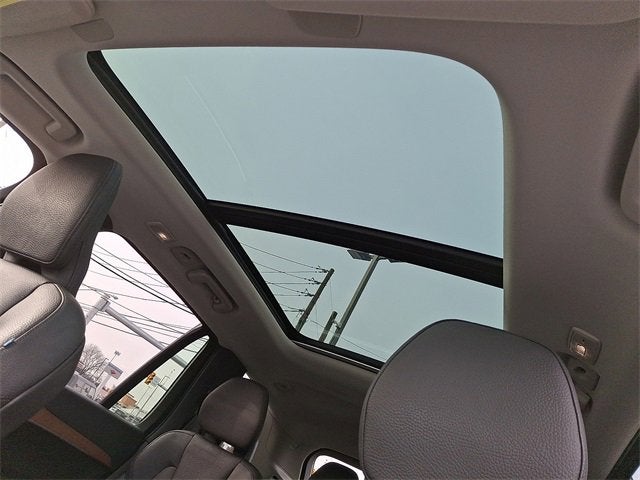 2024 Volvo XC90 Plus Bright Theme