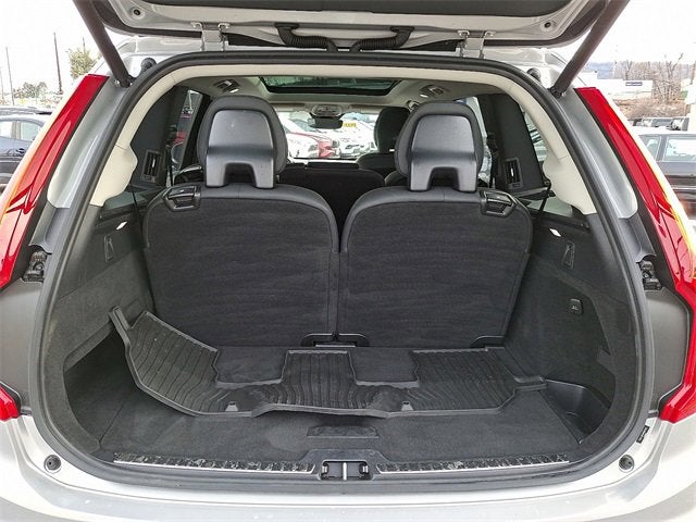 2024 Volvo XC90 Plus Bright Theme