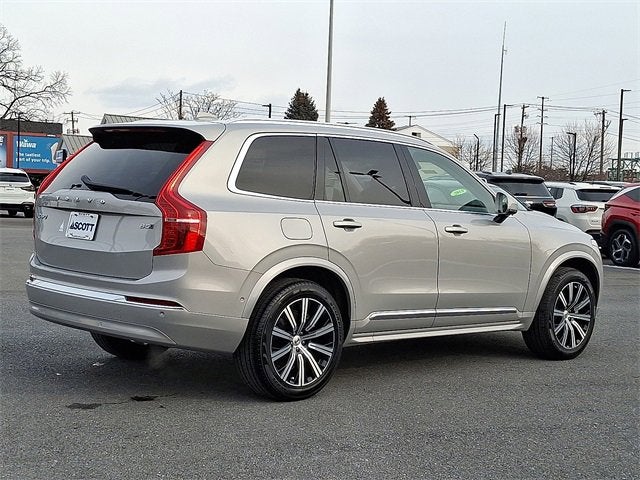 2024 Volvo XC90 Plus Bright Theme