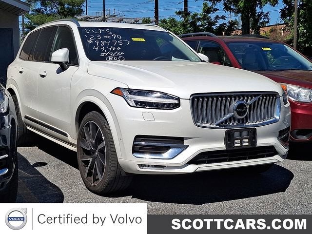 2023 Volvo XC90 Plus