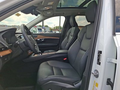 2023 Volvo XC90 Plus