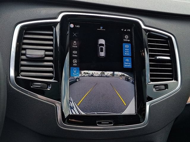 2023 Volvo XC90 Plus