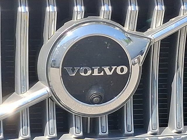 2023 Volvo XC90 Plus