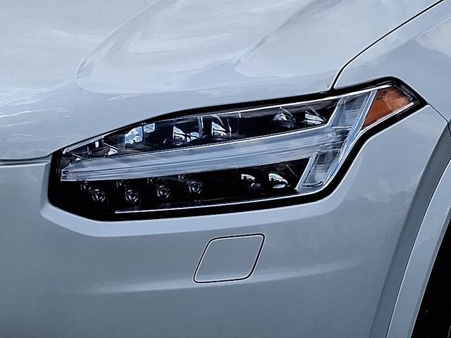 2023 Volvo XC90 Plus