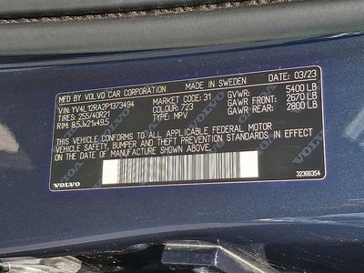 2023 Volvo XC60 Ultimate Bright Theme