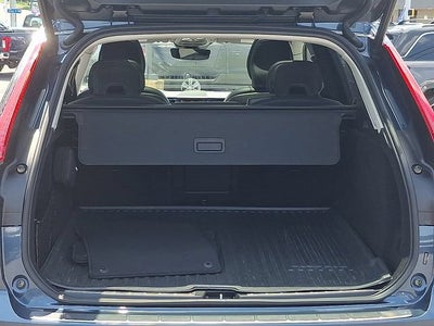 2023 Volvo XC60 Ultimate Bright Theme