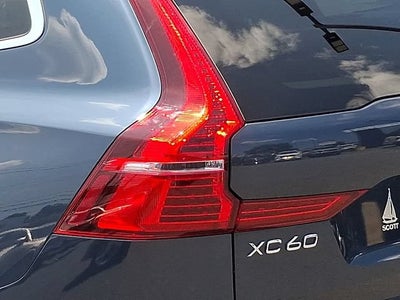 2023 Volvo XC60 Ultimate Bright Theme