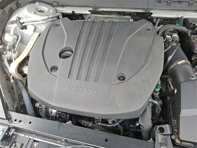 2023 Volvo XC60 Ultimate Bright Theme