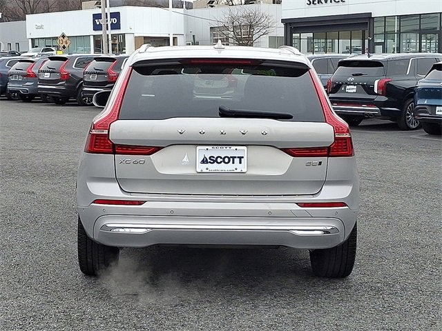 2023 Volvo XC60 Ultimate Bright Theme