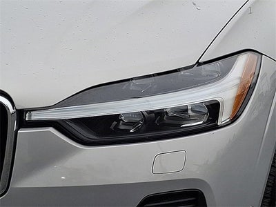 2023 Volvo XC60 Ultimate Bright Theme