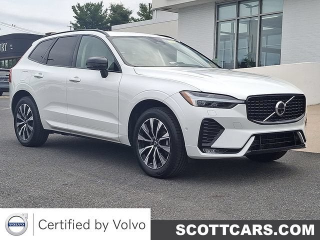 2024 Volvo XC60 Plus Dark Theme
