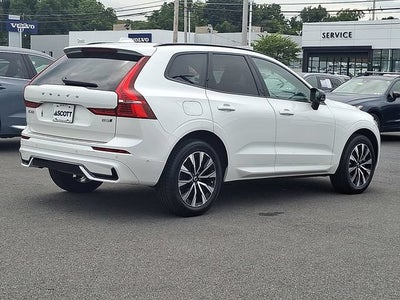 2024 Volvo XC60 Plus Dark Theme