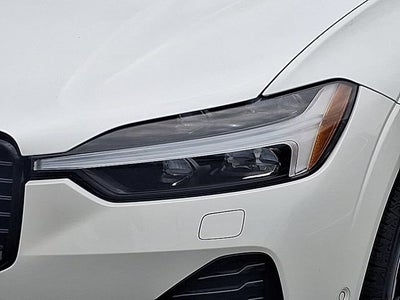 2024 Volvo XC60 Plus Dark Theme