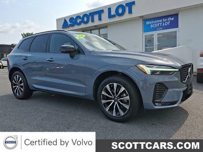 2024 Volvo XC60 Plus Dark Theme