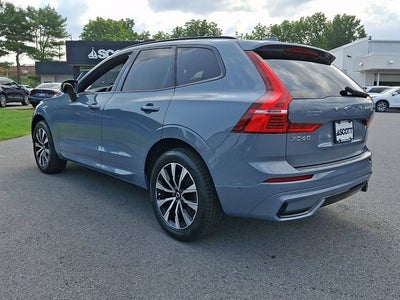 2024 Volvo XC60 Plus Dark Theme
