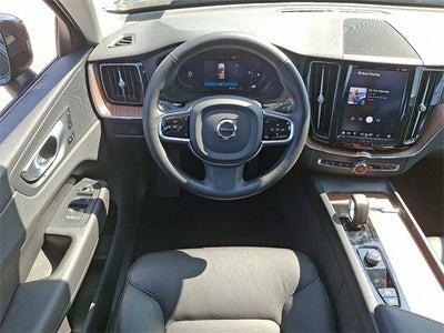 2024 Volvo XC60 Plus Dark Theme