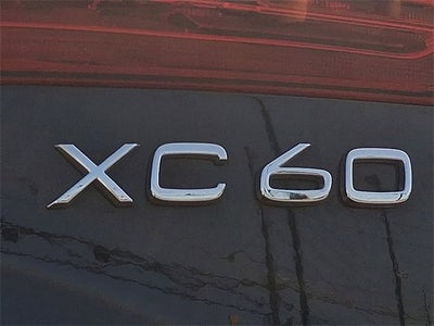 2024 Volvo XC60 Plus Dark Theme
