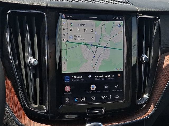 2024 Volvo XC60 Ultimate Dark Theme