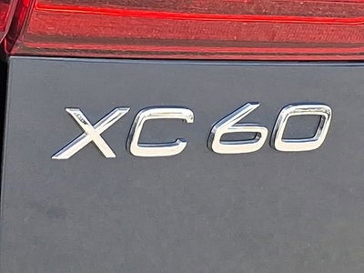 2024 Volvo XC60 Ultimate Dark Theme