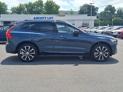 2024 Volvo XC60 Ultimate Dark Theme