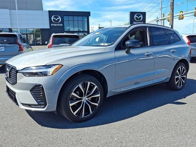 2024 Volvo XC60 Ultimate Dark Theme