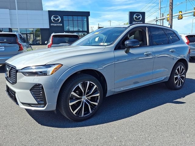 2024 Volvo XC60 Ultimate Dark Theme