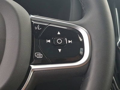 2024 Volvo XC60 Ultimate Dark Theme