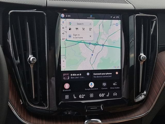 2024 Volvo XC60 Ultimate Dark Theme
