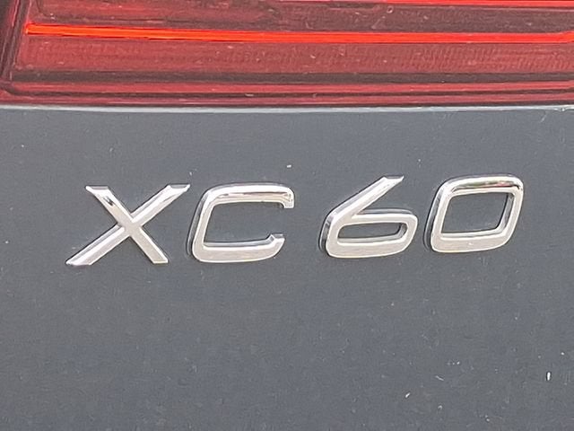 2024 Volvo XC60 Ultimate Dark Theme