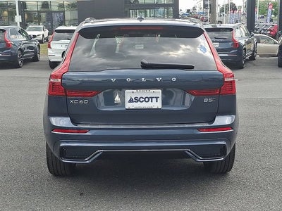 2024 Volvo XC60 Ultimate Dark Theme