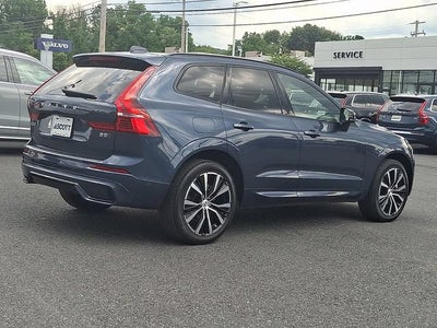 2024 Volvo XC60 Ultimate Dark Theme