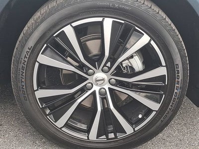 2024 Volvo XC60 Ultimate Dark Theme
