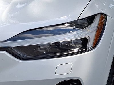 2024 Volvo XC60 Ultimate Dark Theme