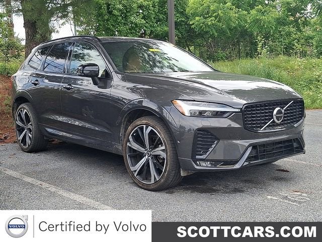 2024 Volvo XC60 Ultimate Dark Theme
