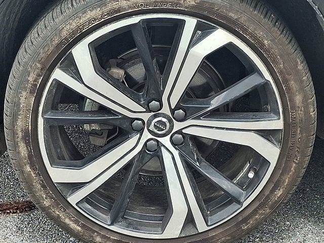 2024 Volvo XC60 Ultimate Dark Theme