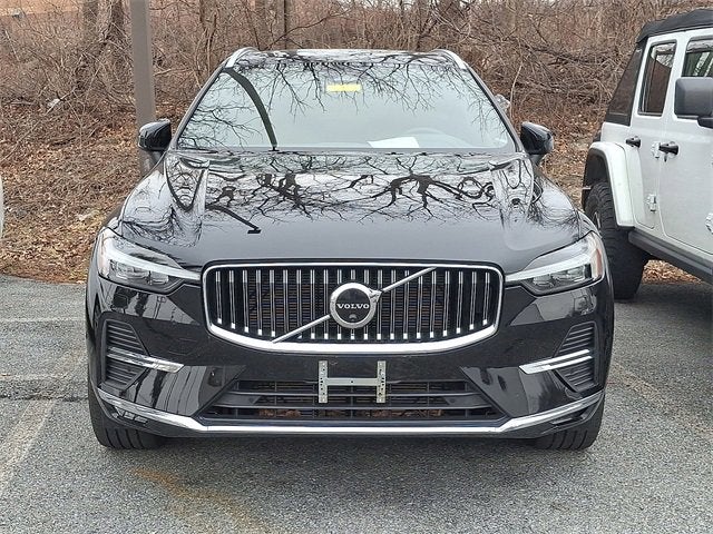 2023 Volvo XC60 Plus Bright Theme