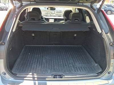 2023 Volvo XC60 Plus Bright Theme