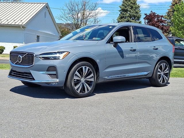 2023 Volvo XC60 Plus Bright Theme