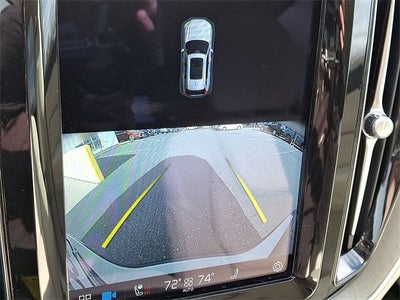 2023 Volvo XC60 Plus Bright Theme