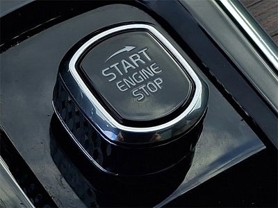 2023 Volvo XC60 Plus Bright Theme