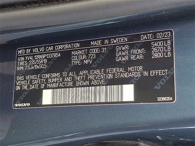 2023 Volvo XC60 Plus Bright Theme