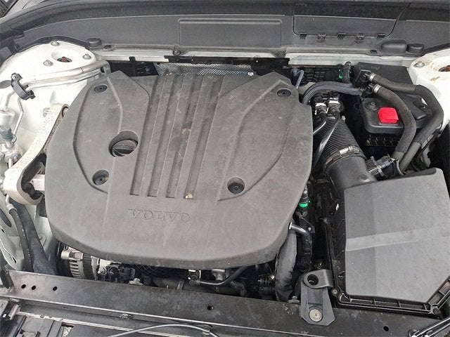 2023 Volvo XC60 Plus Bright Theme
