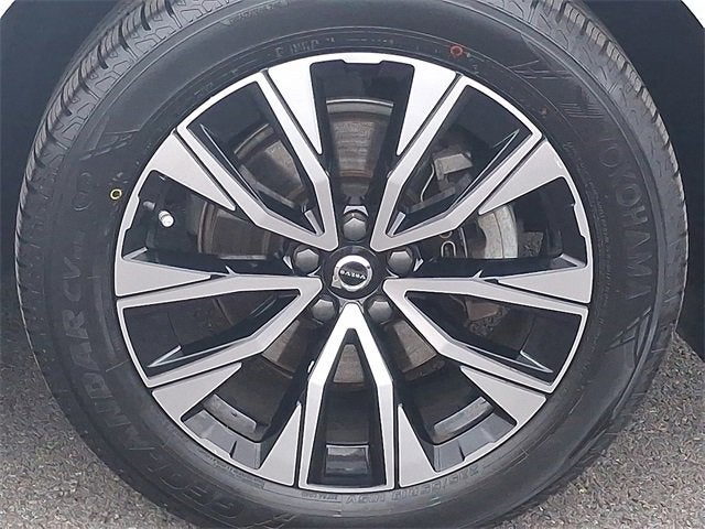 2023 Volvo XC60 Plus Bright Theme