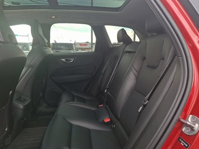 2023 Volvo XC60 Core